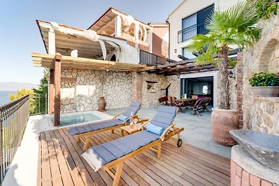 Luxusvilla Zola - mit Jacuzzi