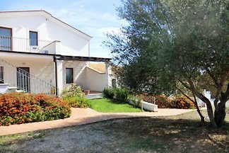 Torre di Bari, Domus Giorgia