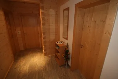 Holzblockhaus-Bergkristall