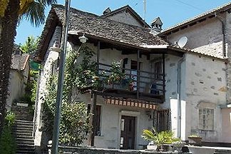 Casa Rat Contra Lago Maggiore