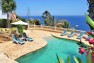 Kraj willa z basenem Javea