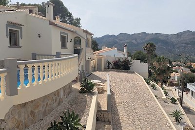 Haus in Denia mit Pool