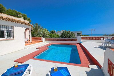 Haus mit Meerblick und Pool