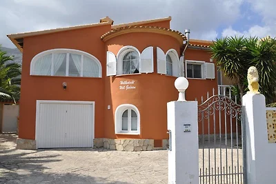 Poolvilla nur 800 m zum Sandstrand