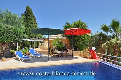 Villa con piscina privada climatizada