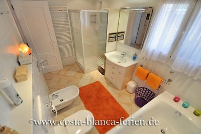 Villa mit beheizbarem Privatpool