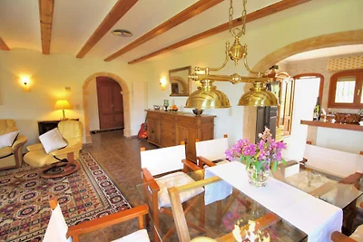 klimatisierte  Villa mit Privatpool