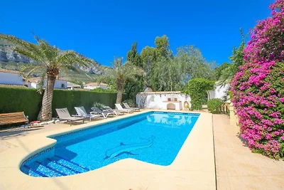 Villa mit beheizbarem Privatpool