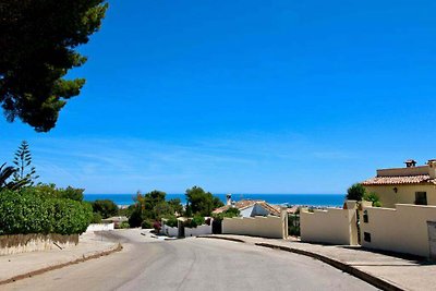 Haus mit Meerblick und Pool