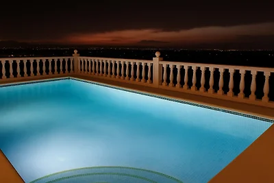 klimatisierbare Poolvilla Meerblick