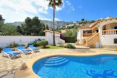 klimatisierbare Villa mit Pool
