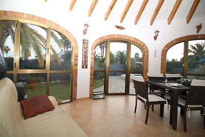 strandnahe Villa in Denia Pool