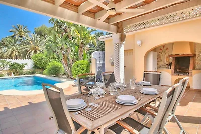 traumhaftes Chalet mit Privatpool