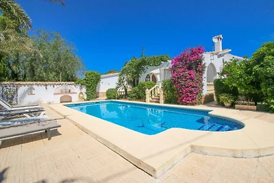 Villa mit beheizbarem Privatpool