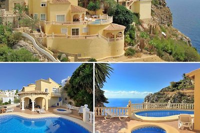 Villa avec piscine et vue sur la mer