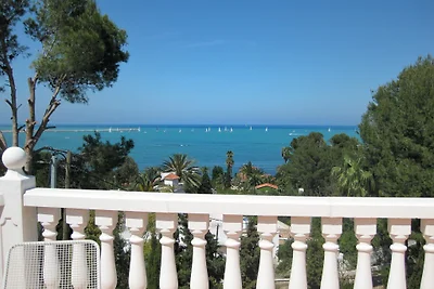Villa a soli 300 metri dalla spiaggia di sabbia