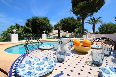 grosse Villa mit privatem Pool