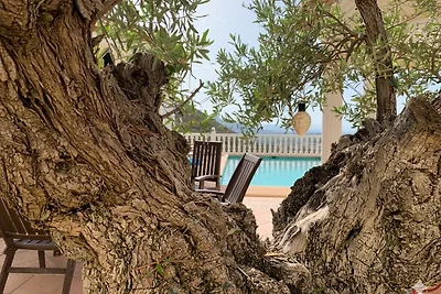 klimatisierbare Poolvilla Meerblick