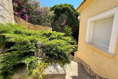 Villa in Panoramalage mit Pool