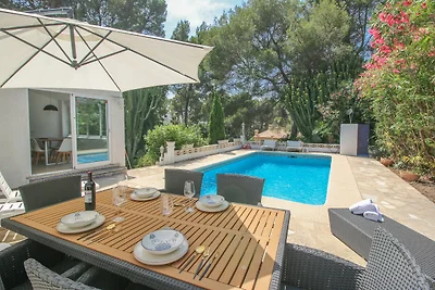 klimatisierbare Villa mit Privatpool