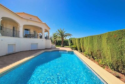 exklusive Meerblick Villa mit Pool