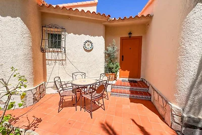 Villa mit Privatpool und Meerblick