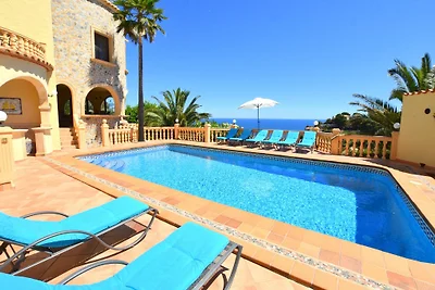 Villa con piscina privata