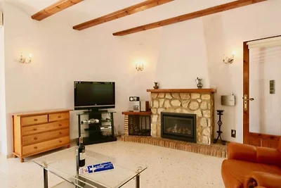 Villa mit Klimaanlagen und Pool