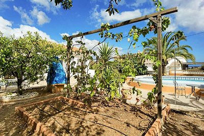 Villa privata con piscina e vista mare