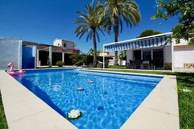 Villa con piscina privata riscaldata