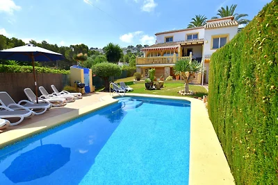 herrliche Villa in Javea mit Pool
