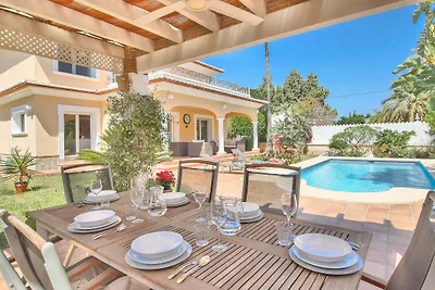 traumhaftes Chalet mit Privatpool