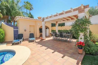 traumhaftes Chalet mit Privatpool