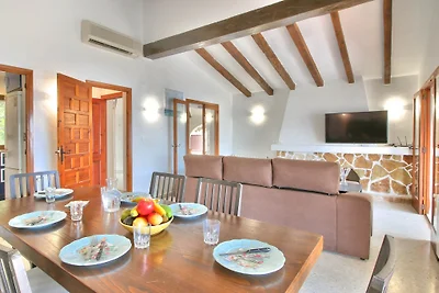 Villa con piscina direttamente sulla spiaggia di sabbia