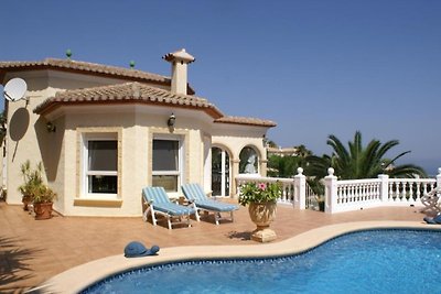 Villa voor zomer of winter