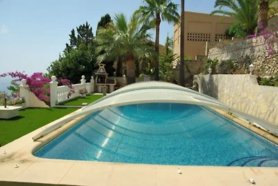 Meerblick - Panoramavilla mit Pool