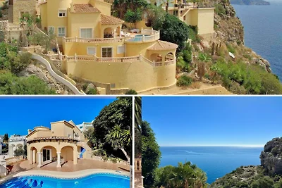 Villa con piscina e vista mare