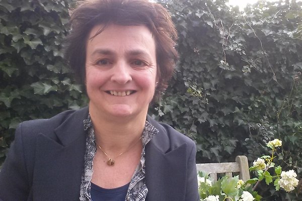 Frau M. Daverveldt Frau M. Daverveldt