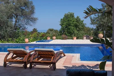 Villa Artemis 5* Villa