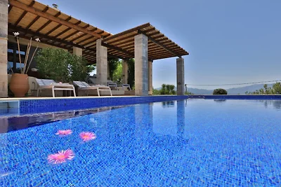 Villa Pegasus, 5*Villa