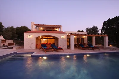 Villa Artemis 5* Villa