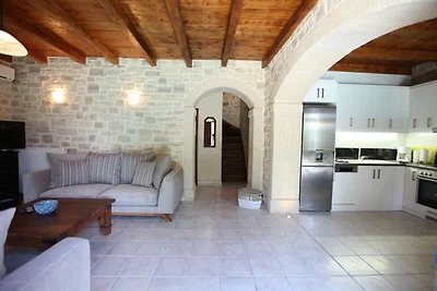 Natursteinvilla Preveli mit Pool