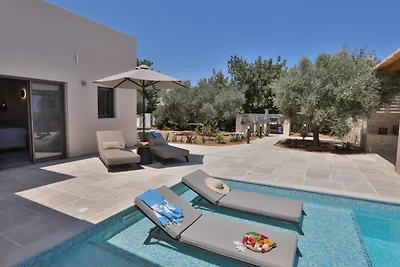 Luxusvilla Ephelia mit Privatpool