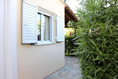 Orfanos 1