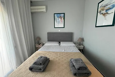 Appartamento Vacanza con famiglia Peroulia