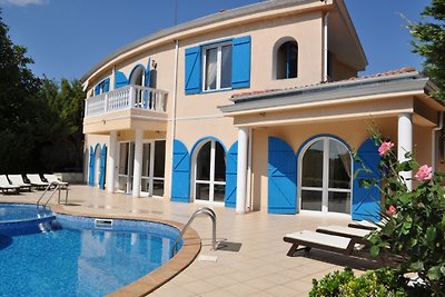 Villa Lilly - 4 beds holiday home