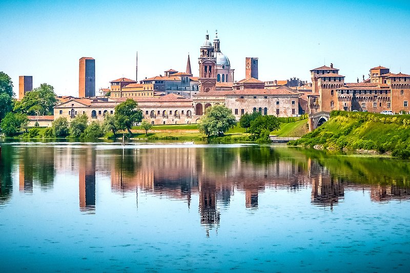 Mantova is a Renaissance jewel surrounded by 4 lakes approx 70 km