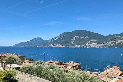 Belvedere Lago di Garda con piscina