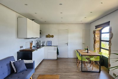 Tinyhouse "Bouzigon" mit Traumblick