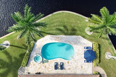 (**NEW**) Villa Romantica Cape Coral